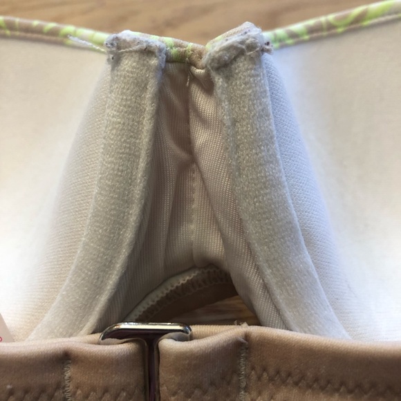 EUC!  VS bikini top w/ straps. - Picture 3 of 4